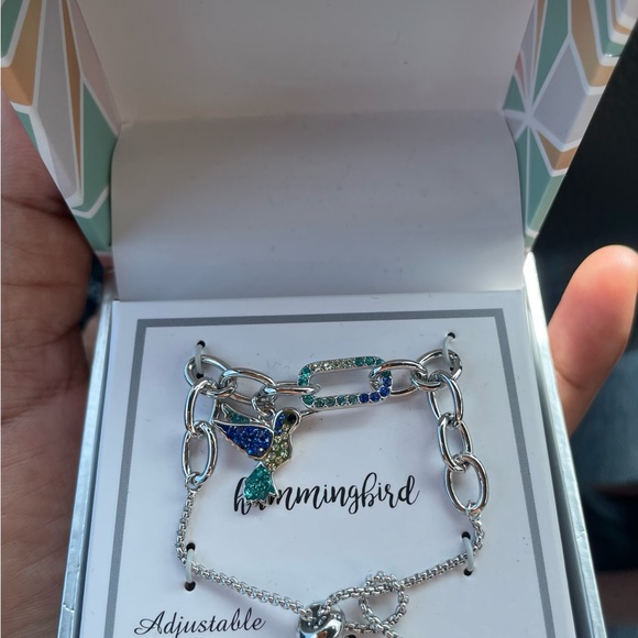 Hummingbird adjustable bracelet - Picture 3 of 3